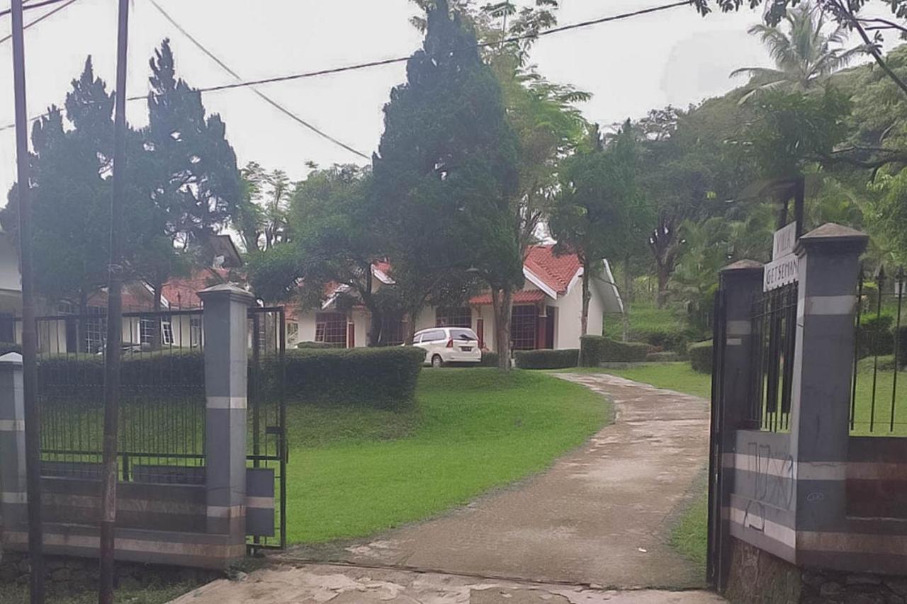 Villa Getsemani Mitra Reddoorz Sangkanurip Luaran gambar